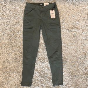 ForWest pant. 7/8 length.